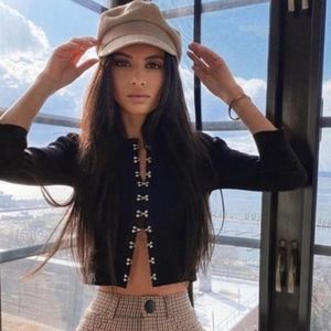 Zara hook and eye knit crop sweater